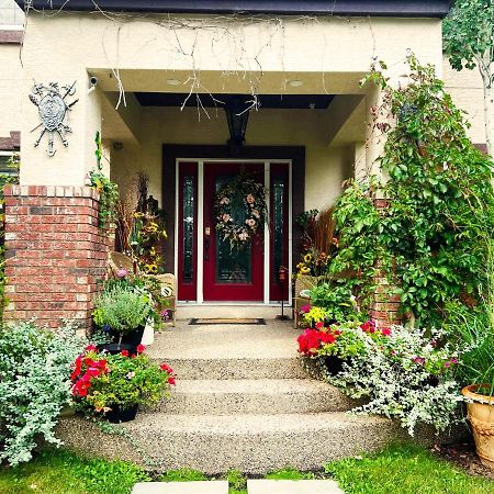 Ponoka Wolf Creek Bed And Breakfast מראה חיצוני תמונה