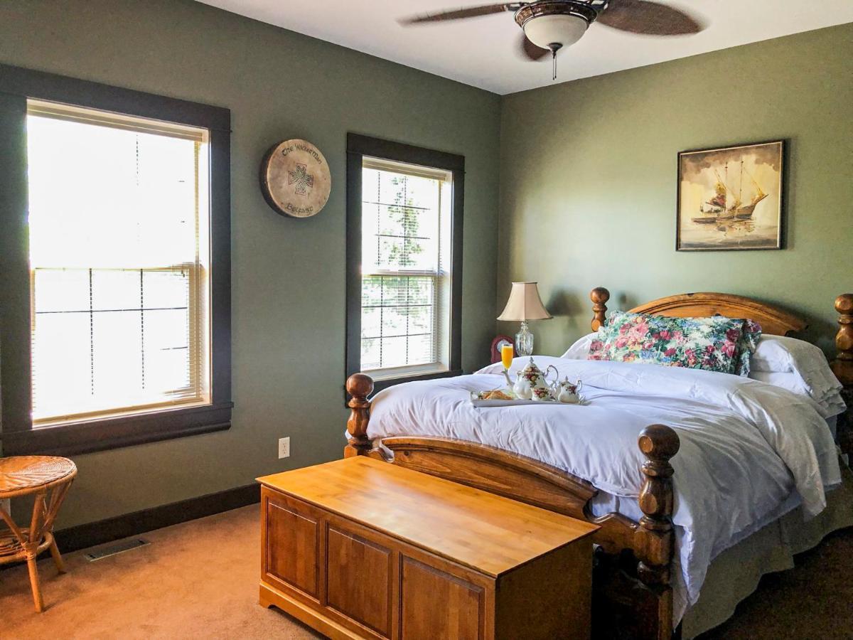 Ponoka Wolf Creek Bed And Breakfast מראה חיצוני תמונה