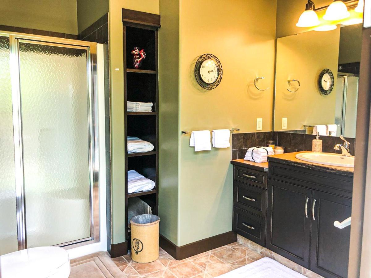 Ponoka Wolf Creek Bed And Breakfast מראה חיצוני תמונה