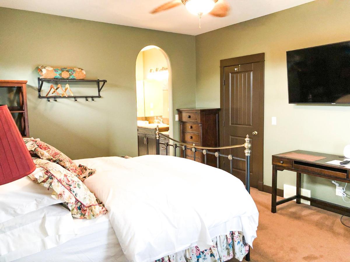 Ponoka Wolf Creek Bed And Breakfast מראה חיצוני תמונה